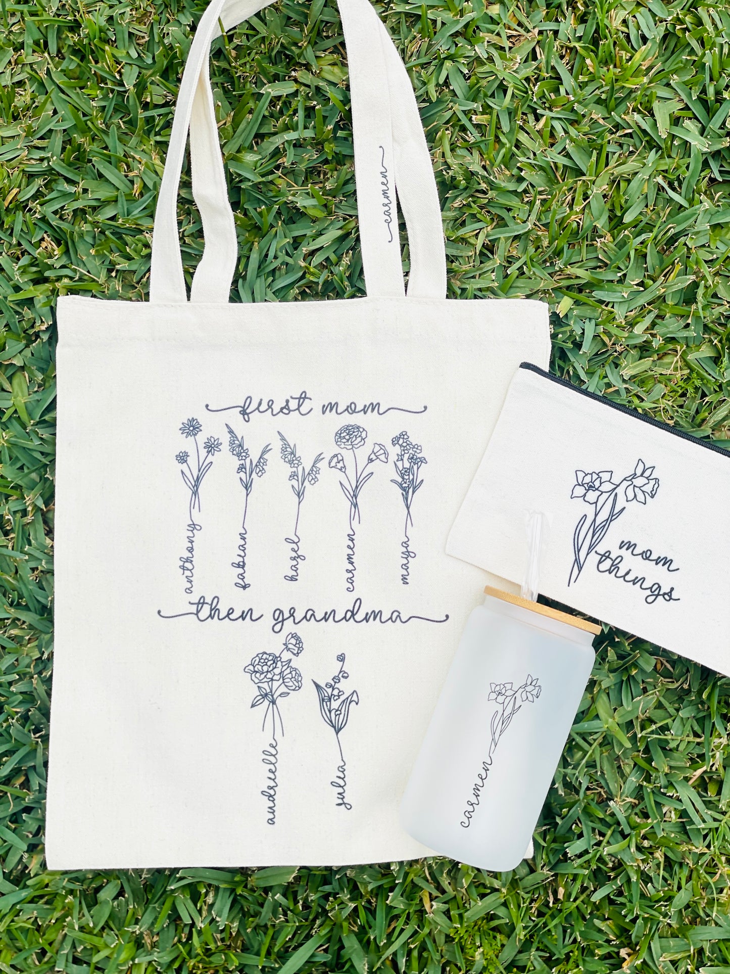 Personalized Mother’s Day Gift Bundle | Birth Flower Tote, Glass Cup & Pouch Set
