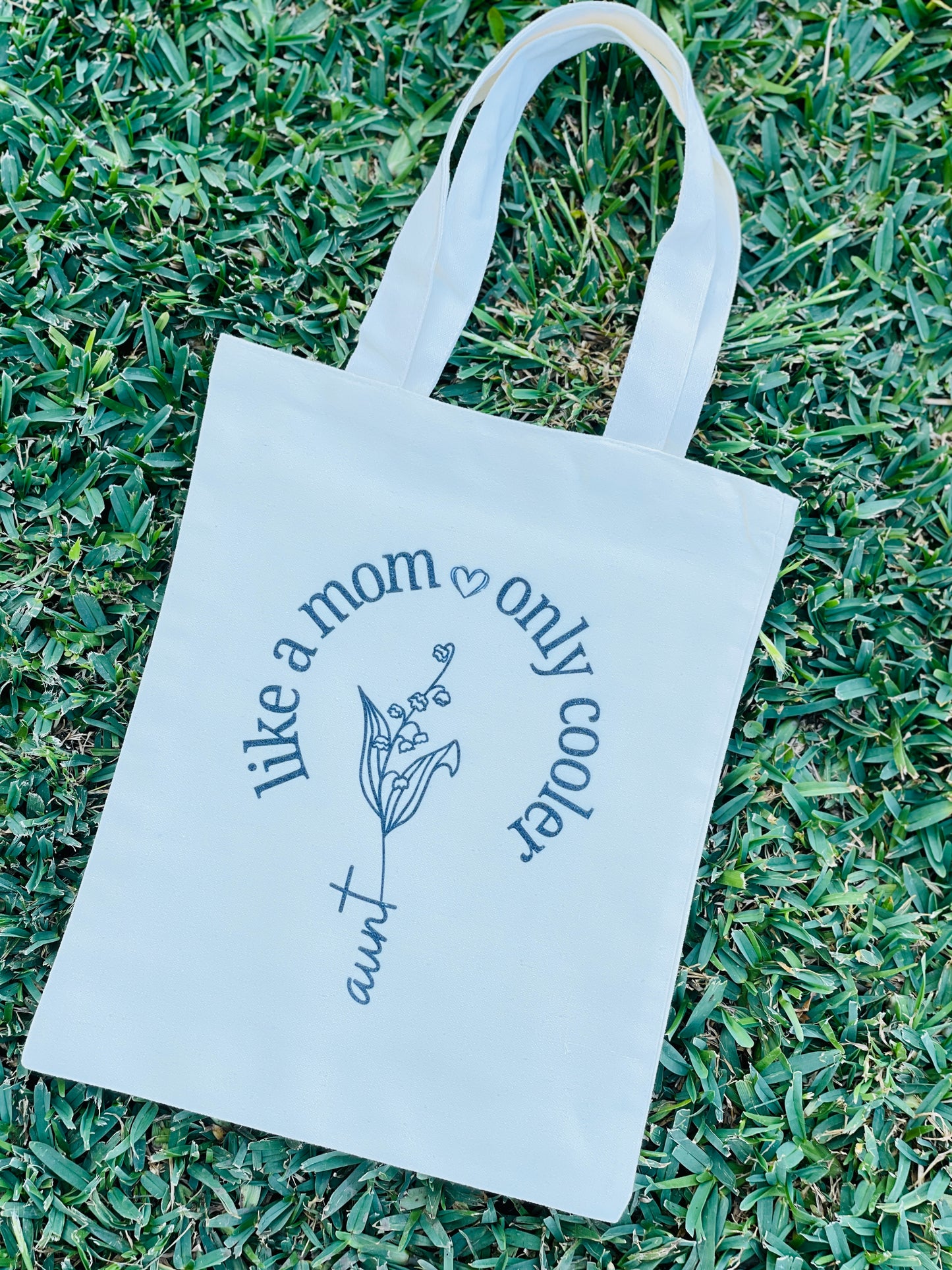 Personalized Mother’s Day Gift Bundle | Birth Flower Tote, Glass Cup & Pouch Set